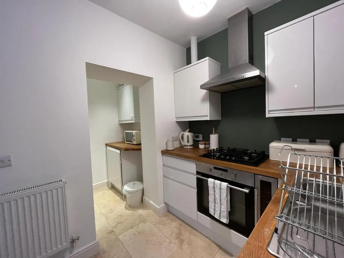 7B Lansdown Place Lane Cheltenham United Kingdom