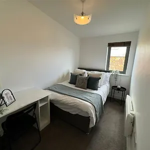 central-ocean-village-w-parking-6beds.bournemouth-hotels.org/